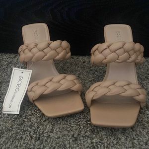 BCBGeneration Finaa slide sandal.